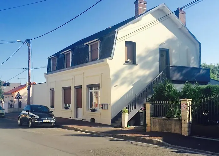 Le Coq En Pate Bed & Breakfast 3*