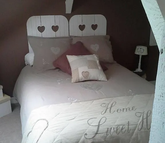 Le Coq En Pate Bed & Breakfast 3*