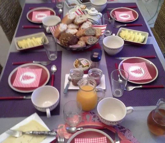 Le Coq En Pate 3* Peronne (Somme)